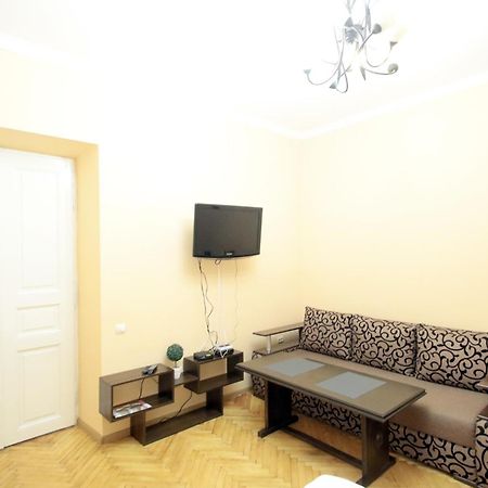 "Deluxe Apartments" K 45 - 1128 Львов Экстерьер фото